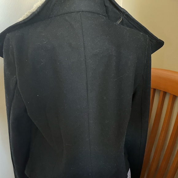 NWT Women's Black Jacket size S Gap Factory  Sherpa detail - Picture 4 of 13